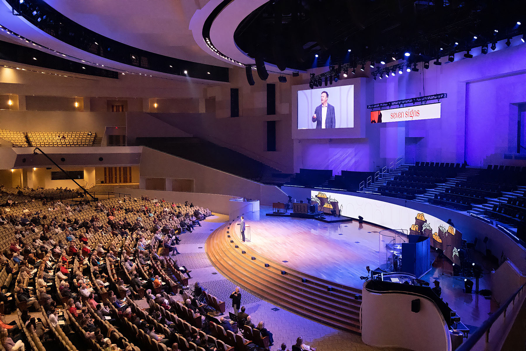 Diversified Installs World’s Largest Fixed L-ISA Installation at First Baptist Church Woodstock